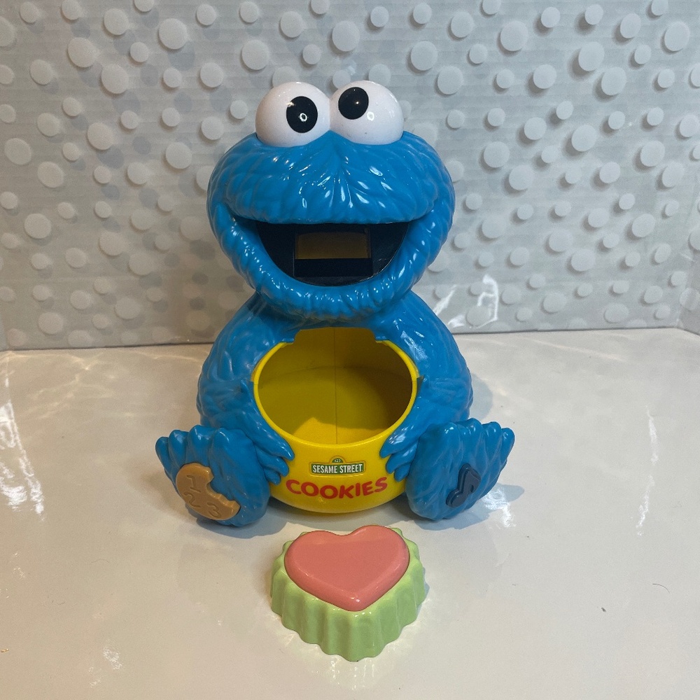 👀2/$20-Sesame Street Cookie 🍪 Monster’s Counting Jar